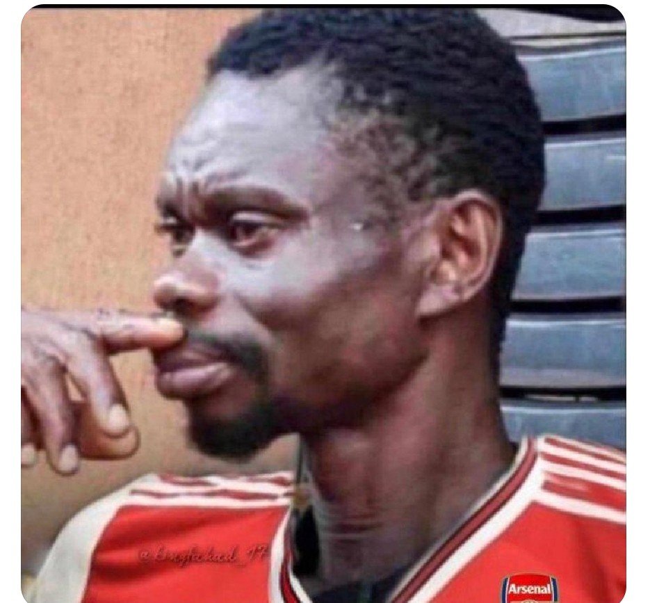KellyUTD_'s tweet photo. @beri_grizou My man just wan comot that teeth wey em use dey talk chinonso why https://t.co/5fzLk51HsK