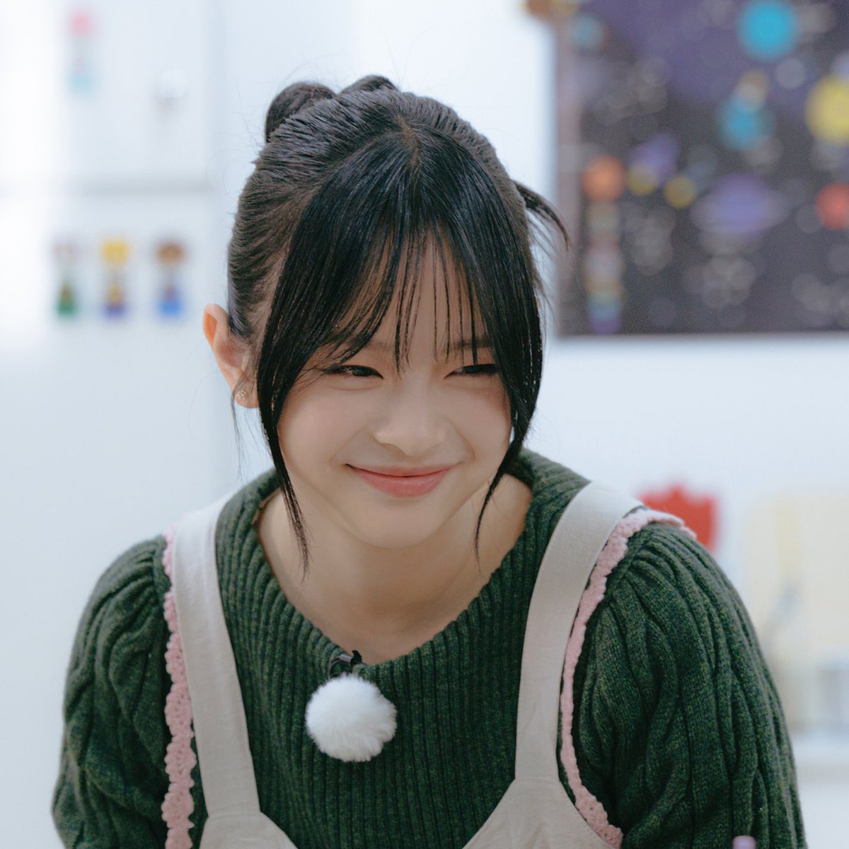 Haaannnii1's tweet photo. 아니진짜 외면은 유치원생언저리인데
눈빛이 어른. 선생님. https://t.co/BAPexypvGr