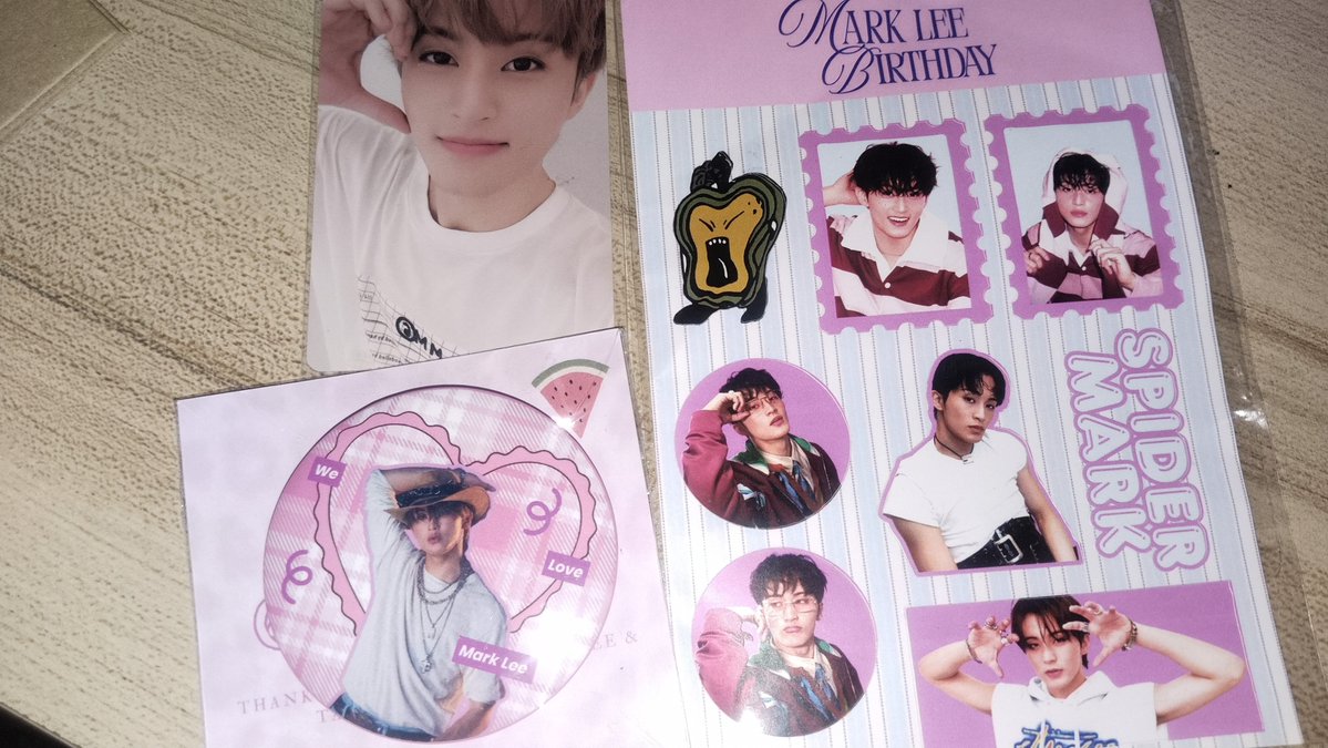 Selvyey_'s tweet photo. Markiping alias Marklee pink sudah sampai😚🐯
Thankyou kak @markleiw_ semoga kita bisa ketemu Marklee🫶🫰 https://t.co/MmwROL9sBT