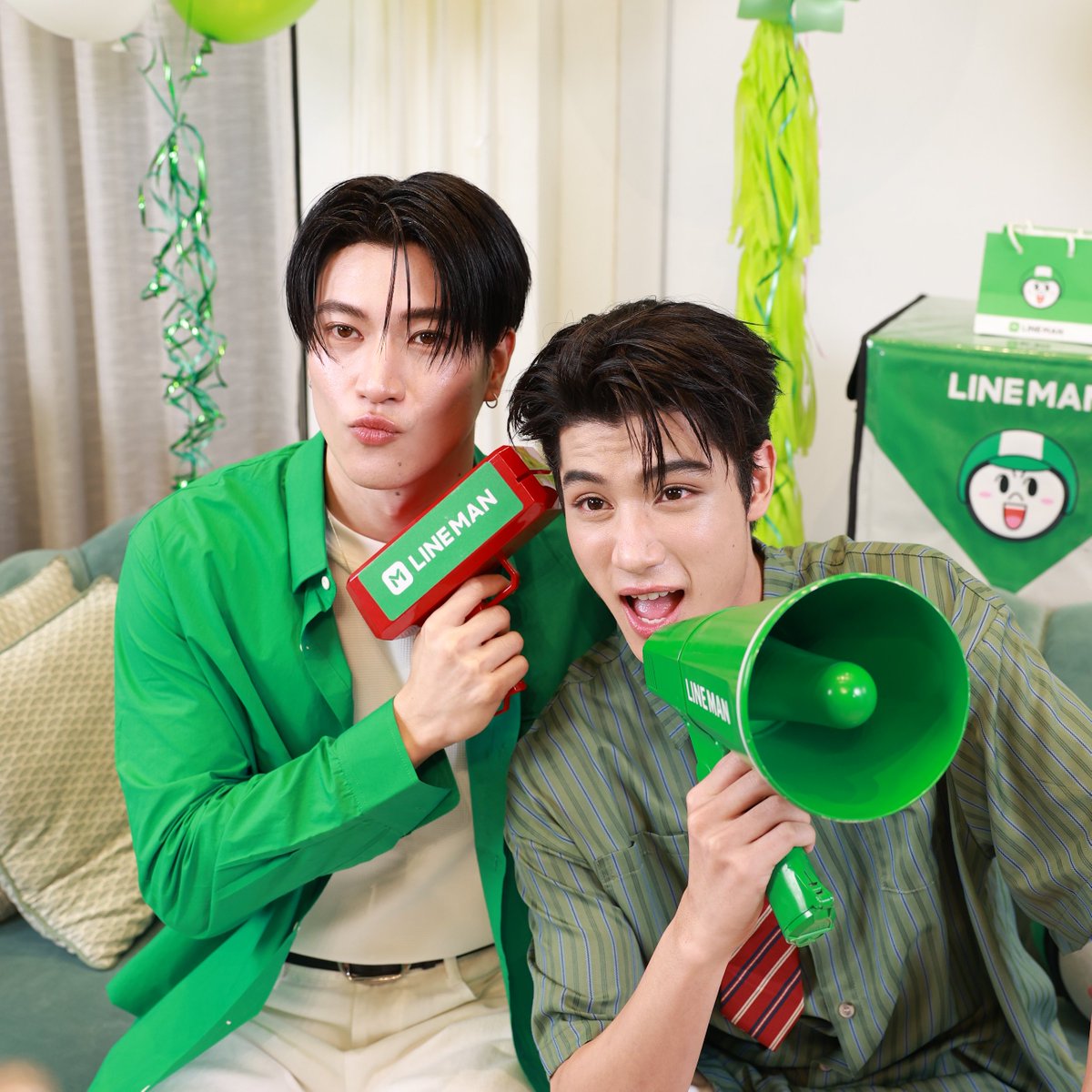 LINEMAN_TH's tweet photo. มาเติมความสดใสแบบเจนซีกันค้าบพี่ๆ🤣

📲 https://t.co/wexZRvjVQ1

LINE MAN LIVE X INN ONGSA
#LINEMANถูกสุดทุกวันxอินองศา
#LINEMANถูกสุดทุกวัน
#LINEMANWongnaiUsersChoice

*เงื่อนไขเป็นไปตามที่ LINE MAN กำหนด ตามข้อกำหนดที่ได้มีการเผยแพร่ตามช่องทางเว็บไซต์ https://t.co/jyA7WfdAv6 https://t.co/imn1zM0Qng