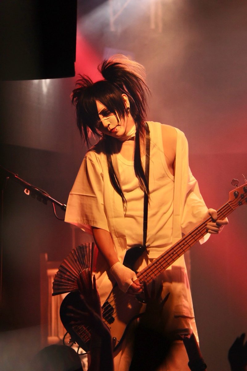 Reiya_xaaxaa's tweet photo. 呪 https://t.co/nyrPGC2LBd