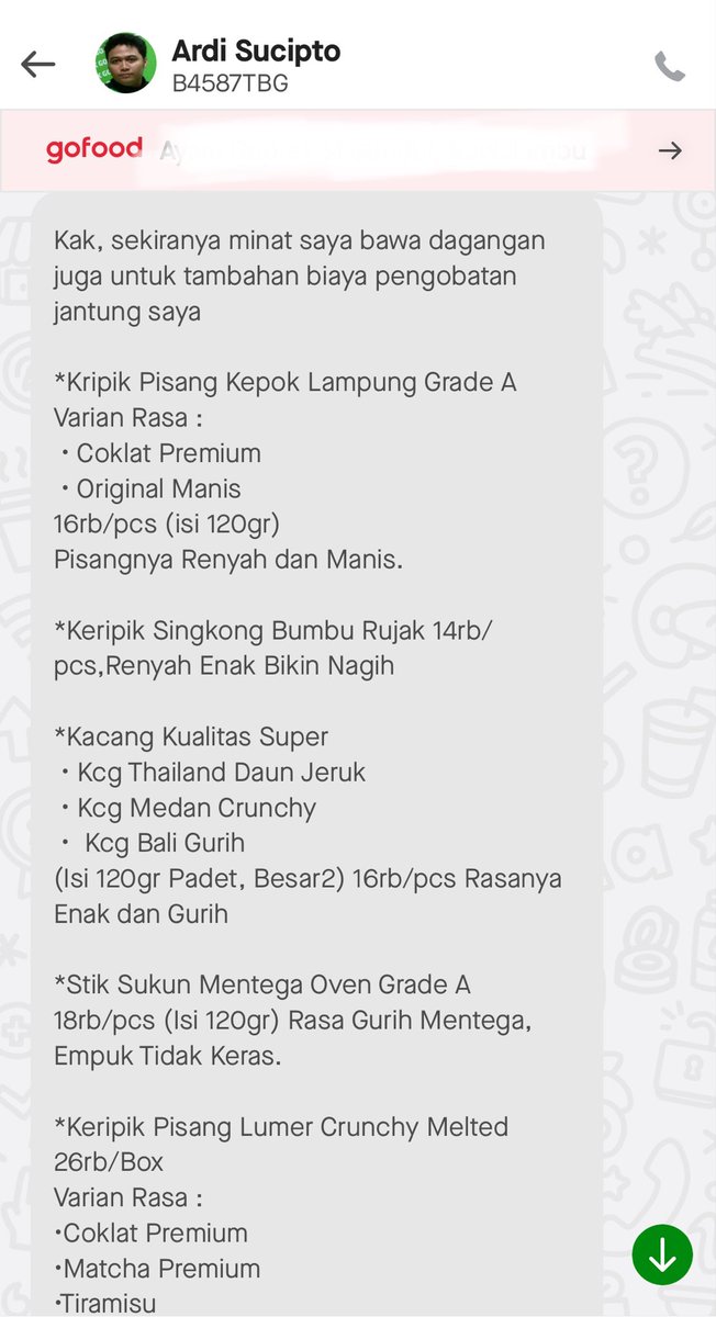 kesetrump's tweet photo. Anw guys aku tadi dapet driver yg ternyata lagi struggling sama sakit jantungnya. Masnya narik orderan sambil bawa dagangannya…..bisa dibeli lewat WA ybs kalo kalian mauu 🥺keripiknya enak btw 10/10 🌺 https://t.co/w46CoZdHOl