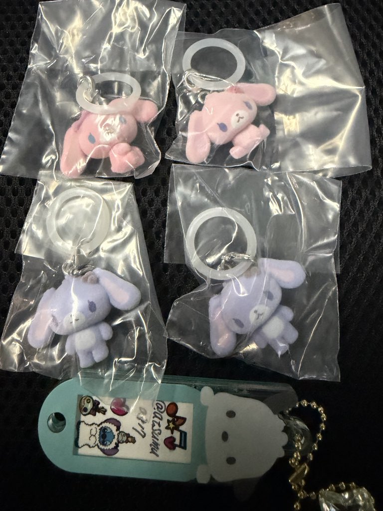 atsumu0317's tweet photo. 【交換】
めじるし シュガーバニーズ 
ツムツム たまごっち サンリオ
【譲】
ももうさ、ストロベリーうさ、ブルーベリーうさ×2
【求】
画像2枚目 1点ずつ
郵送若しくは天神手渡しでの交換希望です。
異種にて難しいと思いますが、お心あたりの方は検索からもお気軽にお声がけください。 https://t.co/jOQ9IpHm4K