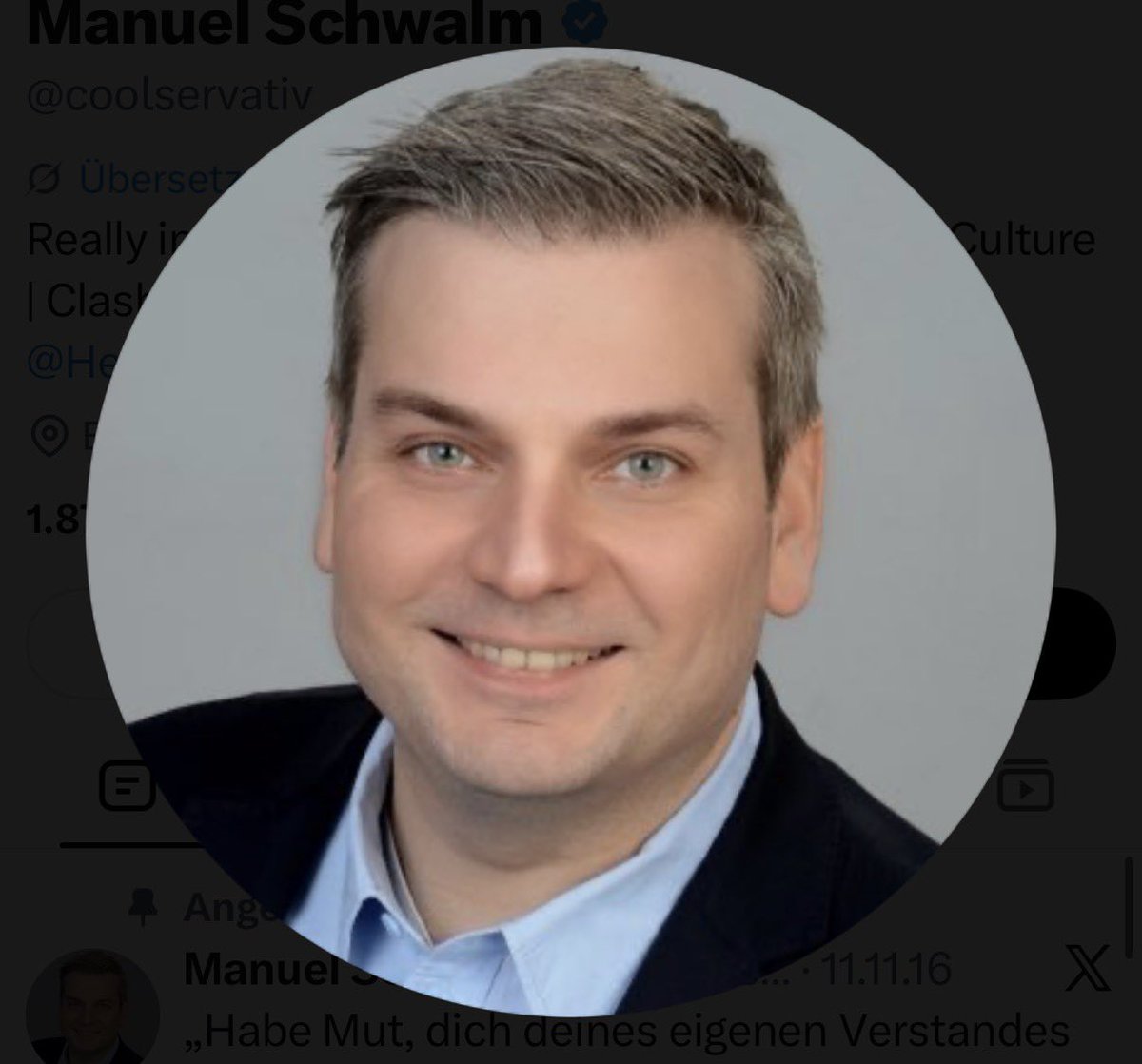 PatBueller's tweet photo. @coolservativ An alle: schaut euch den Typen mal an. Dann überlegt, ob Clickbait von einem Versager eure Zeit wert ist und macht folgendes: 
1. klickt auf die drei Punkte oben rechts 
2. Dann auf „@coolservativ“ und 
3. „Stummschalten“ 

😂😂😂 in diesem Sinne ciao CDU https://t.co/EFeyzgshrb