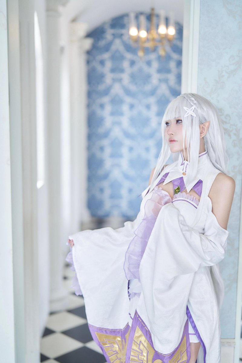 kanatakana___'s tweet photo. Cosplay 
Re:ゼロから始める異世界生活 / エミリア https://t.co/DwZZs05JzS
