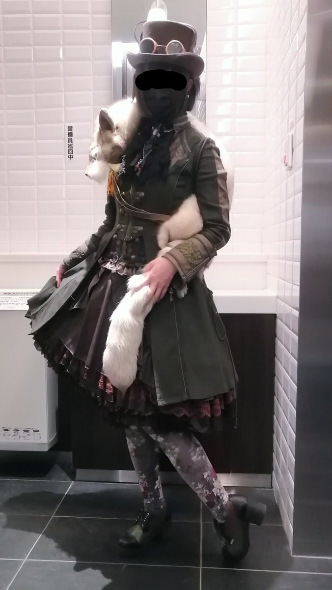MariaHaniel's tweet photo. 風鷹さんってあの風鷹さんか?!と思ったらあの風鷹さんだったわ！うちにいた獲物ちゃんの作家さん
獲物ちゃんは約十年前の子（左の写真が2018年）なので、お腹の部分がボロボロになってしまって泣く泣く手放さざるを得なかったのだけど⋯😔 https://t.co/tvNOe5vnM5