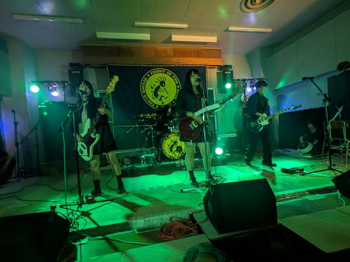 TG_K_ON's tweet photo. 2026.7.31  東京学館合同ライブ第拾四話　弐日目

市川高校、世田谷総合、そして中央大学杉並の皆さんありがとうございました‼️学館はこんなディープな場所でディープなライブしています😁

あいつは懲役700年👊 https://t.co/ZevcsGcFAS