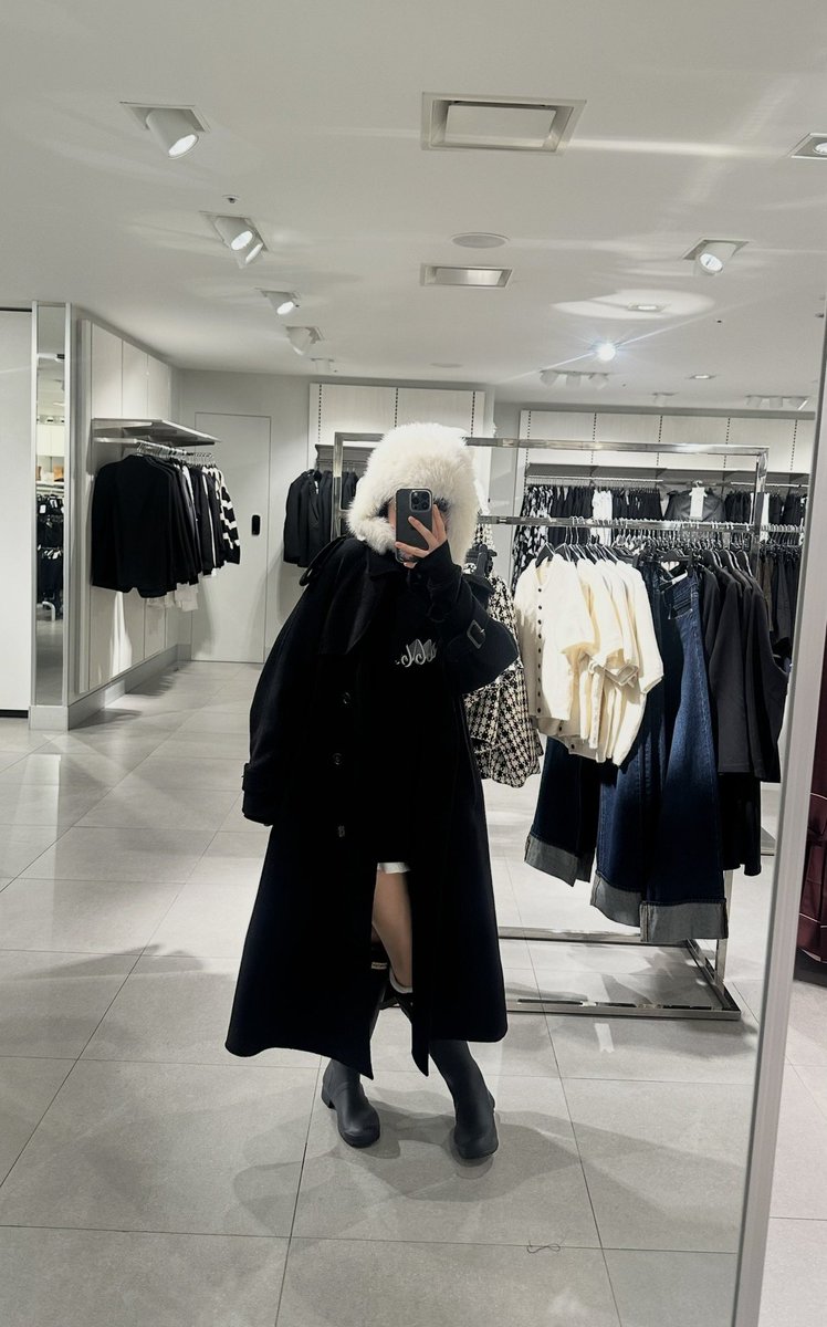 ceee239524's tweet photo. 겨울아 빨리와 https://t.co/9eCcrq1caZ