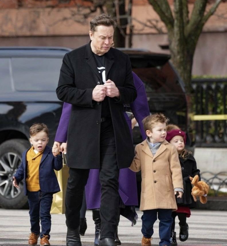 privatechatzs's tweet photo. "Having kids means you will do anything to ensure that they live and are happy, for you love them more than your own life a thousand times over."

一 Elon Musk https://t.co/HkiXTVwbnT