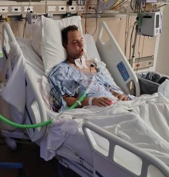 Brianstevee19's tweet photo. 🧬 IVERMECTIN + MEBENDAZOLE Success Story 💊

Skin cancer can be relentless—it just keeps coming back. Most people are told the same thing by modern oncology.

But what if there's another way?

Meet a 49-year-old from Michigan who battled both SCC (squamous cell carcinoma) and BCC (basal cell carcinoma).

In March 2025, they began a simple protocol:

👉 Ivermectin — 1 mg/kg daily
👉 Fenbendazole — 1,000 mg/day, later switched to Mebendazole — 500 mg/day

By late June 2025, their annual dermatology exam showed something remarkable: no recurrence.

For the first time in years, there was no freezing, no cutting, and no new spots—just clear results and a tremendous sense of relief. 🙏

We've now helped more than 6,500 cancer patients worldwide experience similar transformations through the Ivermectin Cancer Program.

It's that simple.

Real people. Real outcomes. Real hope. 💪

#CancerJourney #Ivermectin #Mebendazole #SkinCancer #HealingNaturally #CancerCare