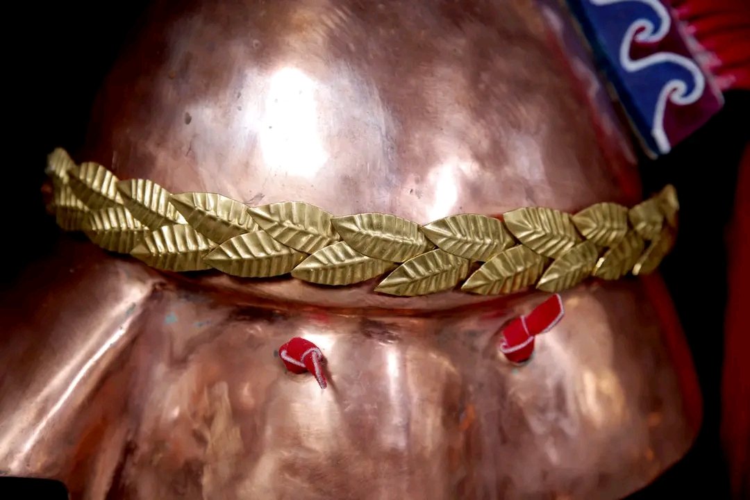 HellenicArmors's tweet photo. Boeatan helmet. The favorite helmet of Alexander 's cavalry, very popular during the hellenistic period. The reproduction was based on a well preserved 4th century BC helmet found at Tirgis River (modern day Iraq) in 1854... #katsikis #hellenicarmor #ancient https://t.co/sVCle0suUZ