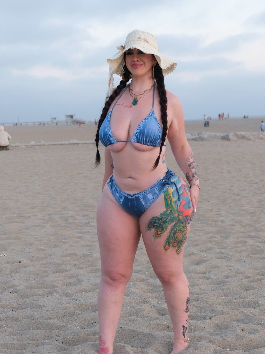 sereneheavnlyxo's tweet photo. I'm home 🌊💦 https://t.co/ZHKzhzT74T