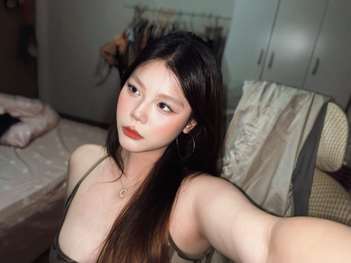 stone40554780's tweet photo. 讨厌我一辈子和像我一辈子有什么区别  #母狗 #身边人 #女高 https://t.co/GjzfRy8lrL
