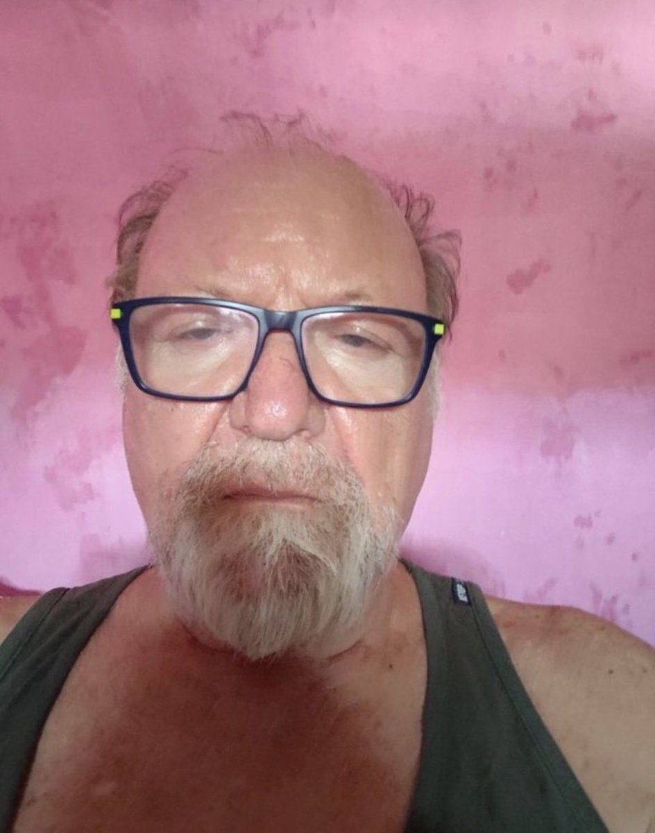 MelvaL34113's tweet photo. I need a wife. 
Can I DM you Zangi 22599943706 https://t.co/Ufozh9o13S