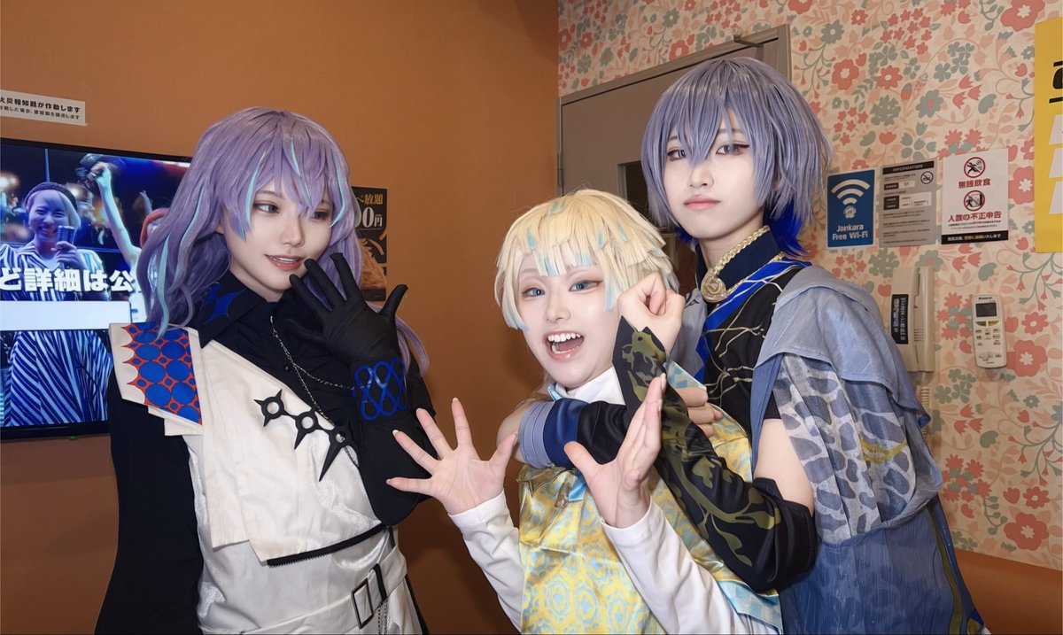 Wanome_'s tweet photo. ⚠︎🌈🕒COSPLAY⚠︎

👻🔪.🐝🤣.🐙🌟

コスカラわちゃわちゃ https://t.co/vQ74WVMTLc