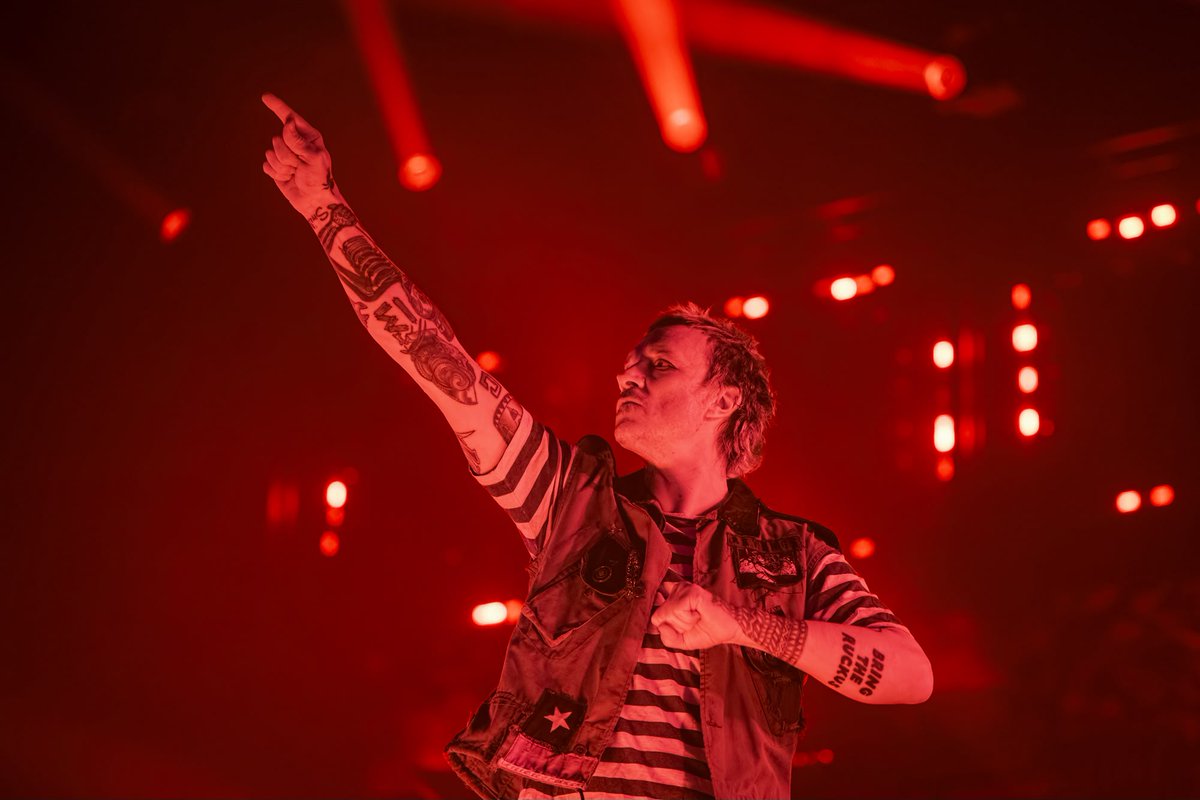 the_prodigy's tweet photo. RESPECT TO THE BULGARIAN WARRIORS WHO SMASHED IT WITH US SUNDAY NIGHT 
Photos by Iliyan Ruzhin, Orlin Nikolov &amp; Georgi Angelov https://t.co/eZovzh3eV2