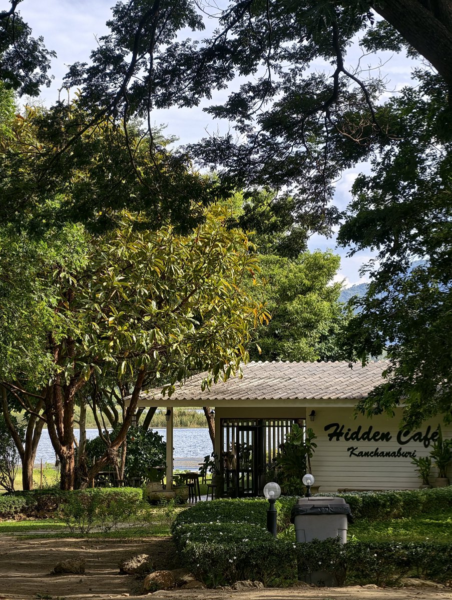 _fortunetelling's tweet photo. ขึ้น M81 มา 2ชม. ก็ได้เสพวิวนี้เลยแหละ 📍hidden cafe กาญจนบุรี 💚💚💚 https://t.co/OGWNZT063P
