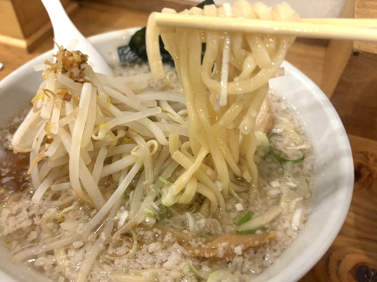 tccom23's tweet photo. 8月3日　今日の夜ラー
福井駅前でラー活を😆

#もやしラーメン
#太麺
#こってり
#いちろくらーめん https://t.co/VB59urRfOF