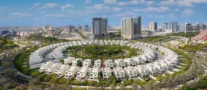 propertyindexae's tweet photo. Update — Jumeirah Village Triangle keeps moving.
4,850 registered sales in the last 12 months; average AED 1,652/sqft.
Binghatti Flare 01 was the most-traded project — a snapshot for Dubai property prices.

Full data — link in bio. https://t.co/bS0NRecdJY