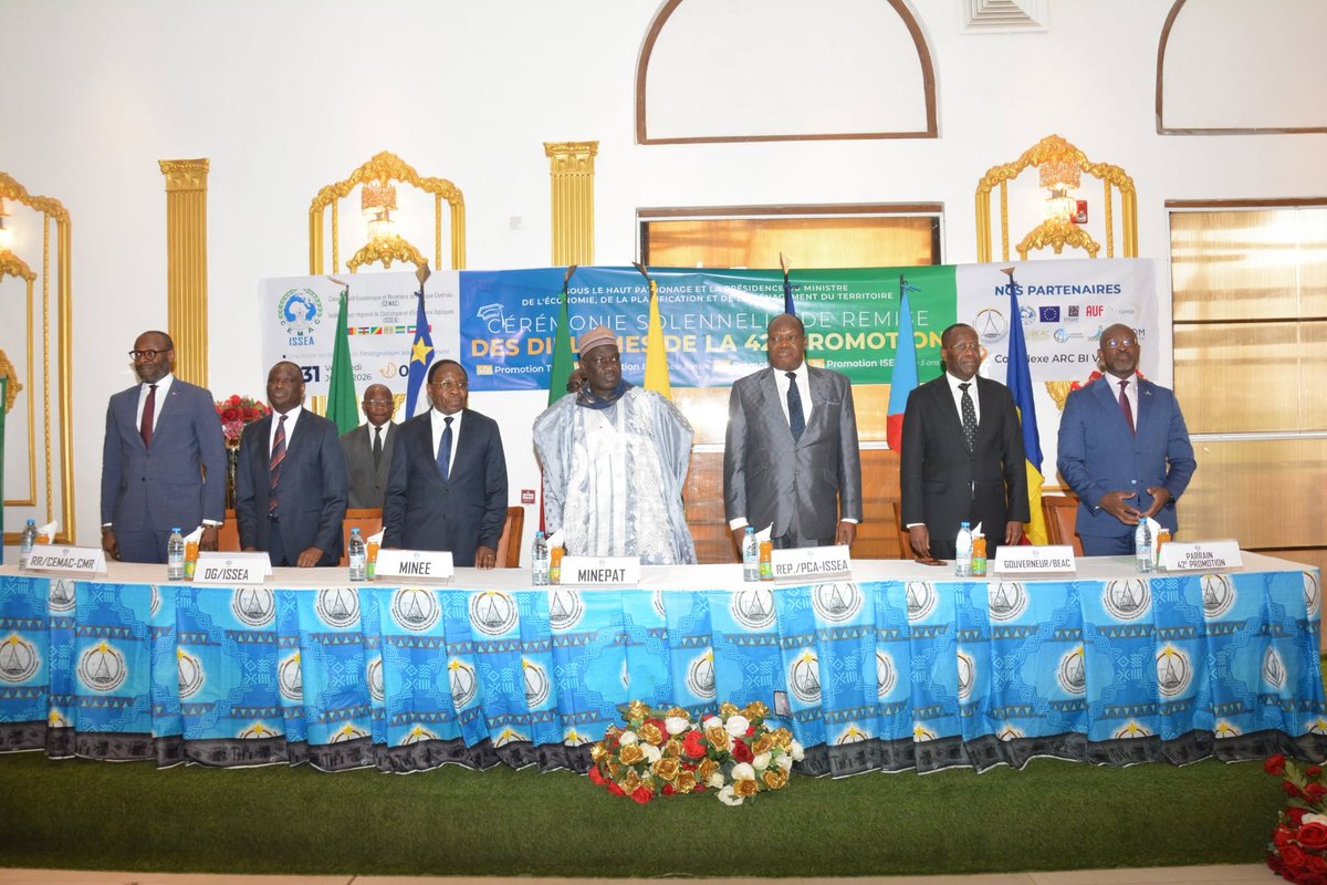 TheCameroonianZ's tweet photo. Cérémonie solennelle de remise des diplômes à la 42e promotion de l'Institut Sous-régional de Statistique et d'Economie Appliquée (ISSEA). 

*108 diplômés https://t.co/5eaEMUpj1d