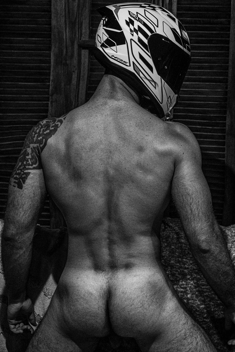 Obsqria's tweet photo. A little peach 🍑

#obsqria #Straight #Assplay #Bigdick #Monstercock #Bear #Daddy #Muscles #Cum #Hairy #gayboy #gaydaddy #tattooedgay #butt https://t.co/eMmnuEL7QE