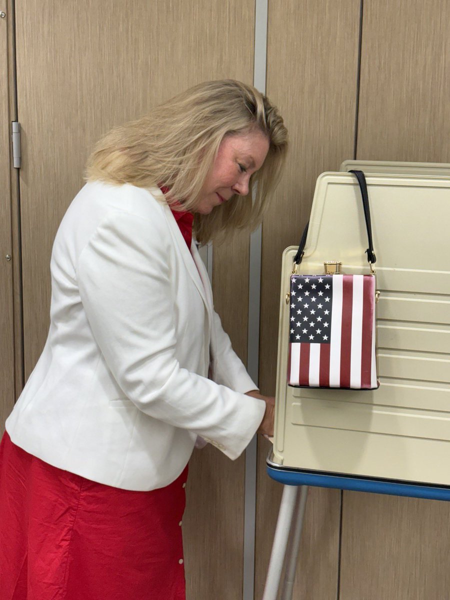 KimFaringtonVA's tweet photo. It’s Election Day, and I’m up bright and early to cast my vote and greet my fellow Virginians at the polls! I’m so proud to be an American! 

For those who have already voted for me, THANK YOU for placing your faith in me. For those who are waiting until today, I’m grateful to receive your vote! If you’re still unsure, I hope you’ll visit my website to learn more about me. I’d be honored to have your support. 

My goal is to make government more accountable to the taxpayers. I want to deliver meaningful results for Virginians and improve as many lives as possible. Our freedoms are nonnegotiable and our citizens deserve respect.

ACCOUNTABILITY.  RESPECT. RESULTS. Thats what I offer you, because that’s what you deserve. 

God bless you, God bless the commonwealth and God bless America! 

https://t.co/vxUuMZlqTZ