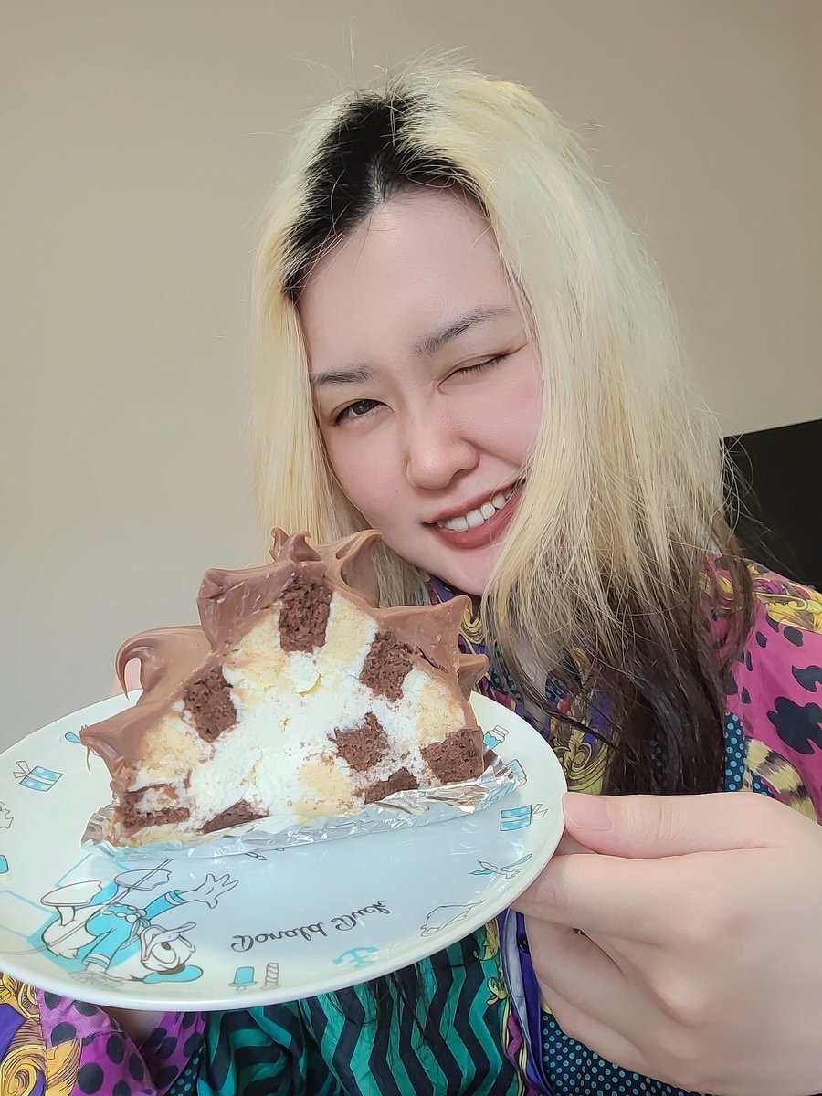 sukia8rm's tweet photo. 大好きなケーキ屋さん🍰

ここのケーキの味って、
本当にここでしか食べられなくて大好き💕
誕生日前にフライング！！♥️
このお店、知ってる人いるかな？

#静岡県民
#ケーキ 
#モンブラン
#アブハンブラ https://t.co/0nQO9JAqdr