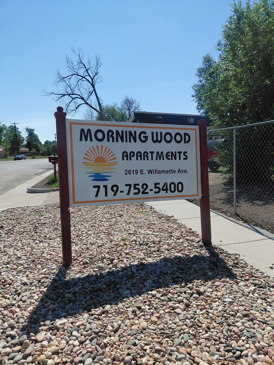 Colorado411_420's tweet photo. Apartment for people who are horny in the morning.  This is morning wood apartment in Colorado Springs Colorado 

#funny #colorado https://t.co/hT7QmZ1Eo3