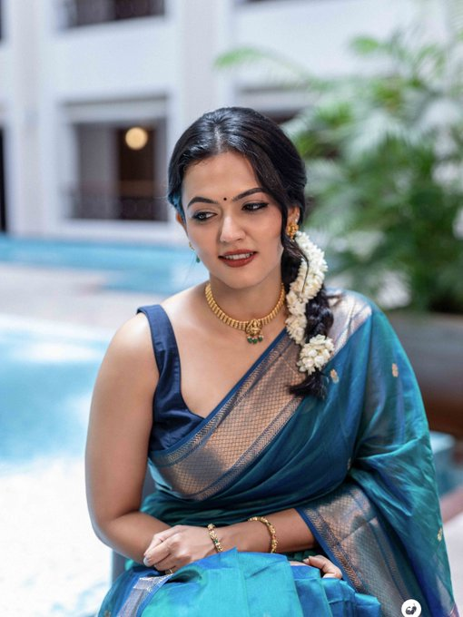 Mounikaa29's tweet photo. Aparna Das
#Aparna #AparnaDas https://t.co/9Ve8tbFXTN
