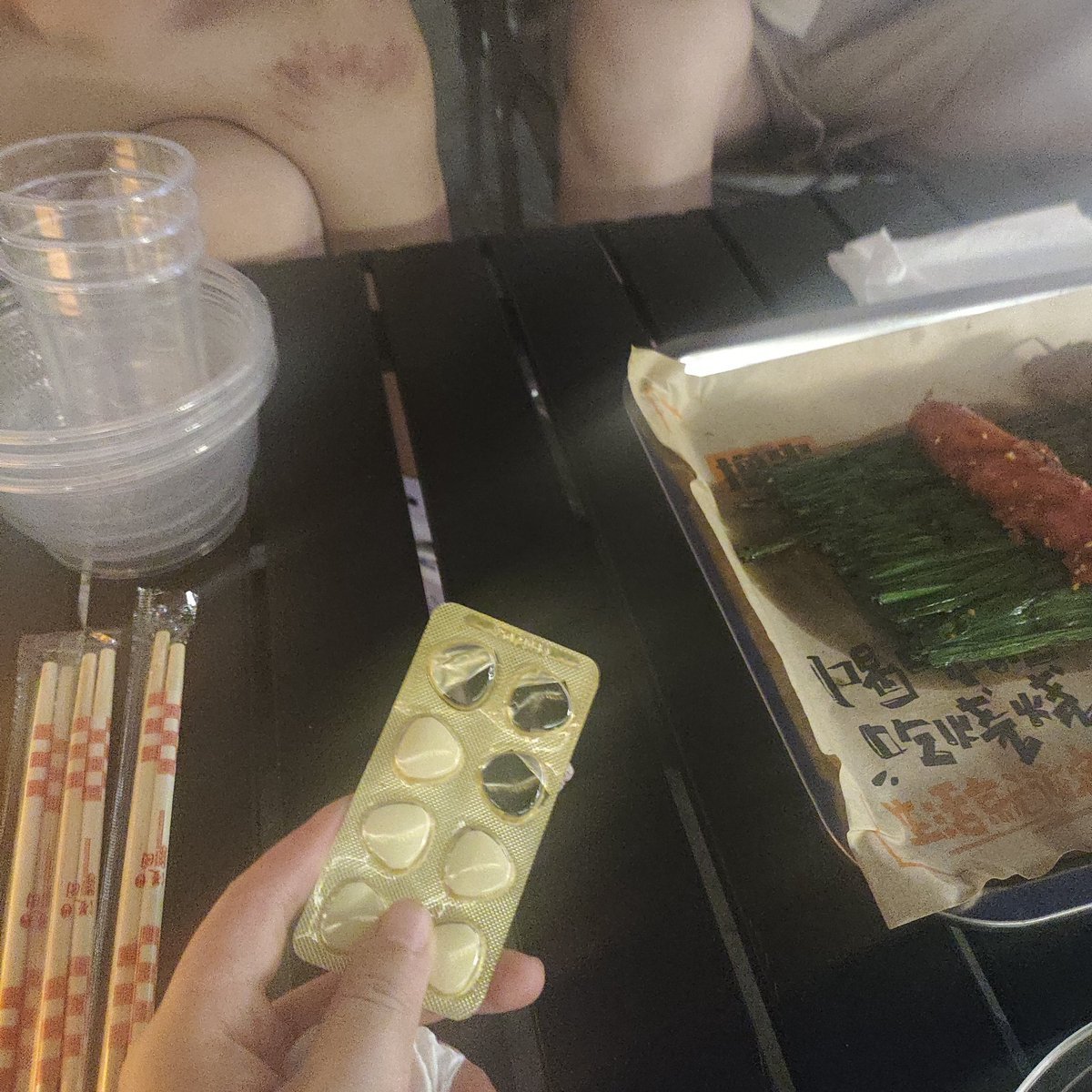 AskYU_'s tweet photo. 我不知道怎么艾特但是这天很开心🥺😭😭😭戒断反应了呜呜呜 https://t.co/G5N2gAxxUG