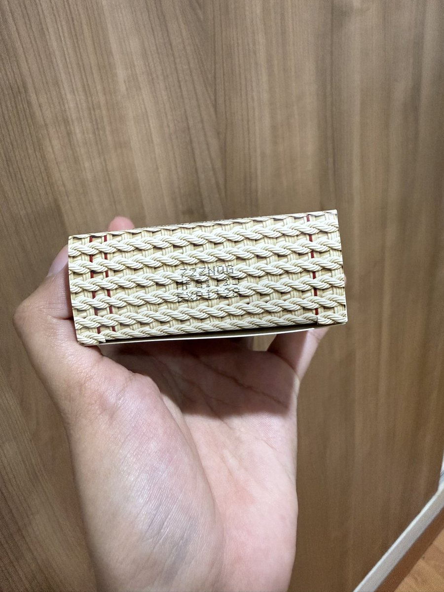 natnicha_01's tweet photo. ส่งต่อ 100% ￼NEW! L'OREAL INFAILLIBLE FRESH WEAR CUSHION (รีฟิล) 250 รวมส่ง เบอร์ 50 เปิดกล่องดูเฉยๆ ยังไม่เคยใช้ ทักมาสอบถามเพิ่มเติมได้คับบ #ส่งต่อเครื่องสำอาง #ส่งต่อคุชชั่น #คุชชั่นloreal #เครื่องสำอางมือสอง #ส่งต่อสกินแคร์ #ปล่อยต่อเครื่องสำอาง https://t.co/lNvtiIgfa6