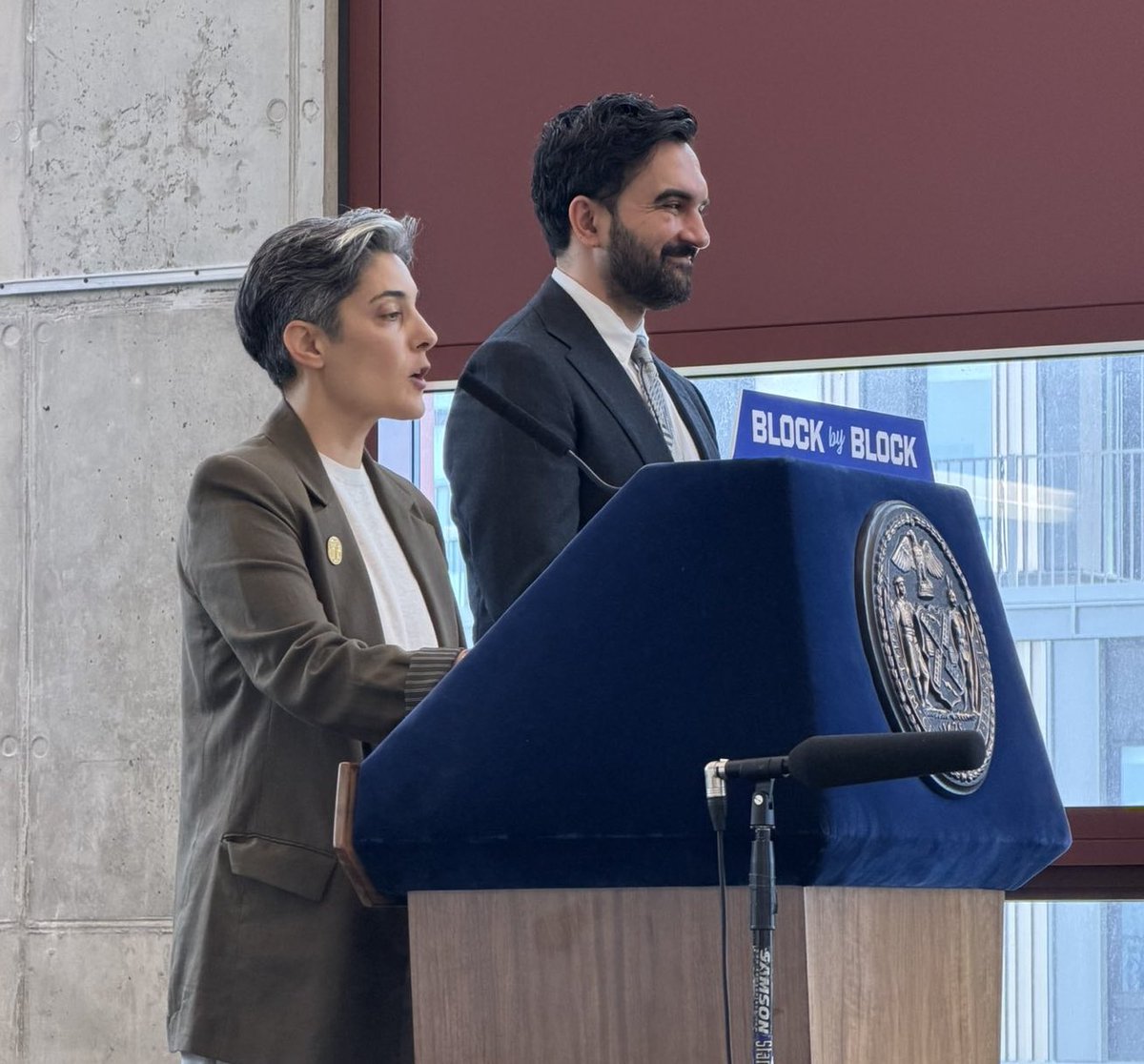 TweetBenMax's tweet photo. 1/ Rundown of my conversation w/ @DMLeilaBozorg on the Mamdani Admin's housing plan:
-(4:34 mins) Plan implementation &amp; role of Deputy Mayor for Housing, agency personnel levels, @NYC_Buildings role
-(19:35) Big picture status of NYC housing supply/demand &amp; recent progress... https://t.co/dIy2NpSGmH