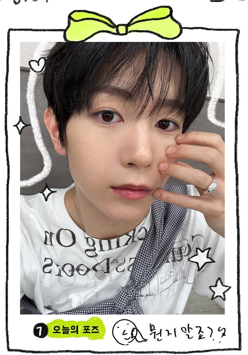frez1a's tweet photo. このポーズのトレカもっとくれ https://t.co/yR7FVbYjSp