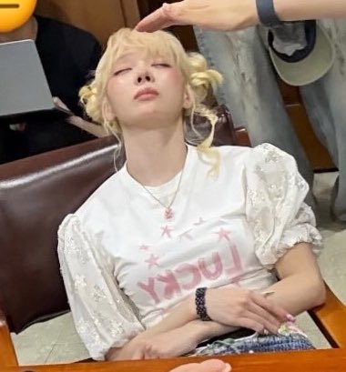 winginggggg's tweet photo. 뽀뇨..아니 민ㅈ 아니 뽀뇨야 https://t.co/szzUSMkwbi