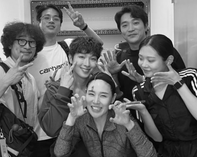 kanghyunhe's tweet photo. 🐯🩵 https://t.co/8Mhvqw2wom