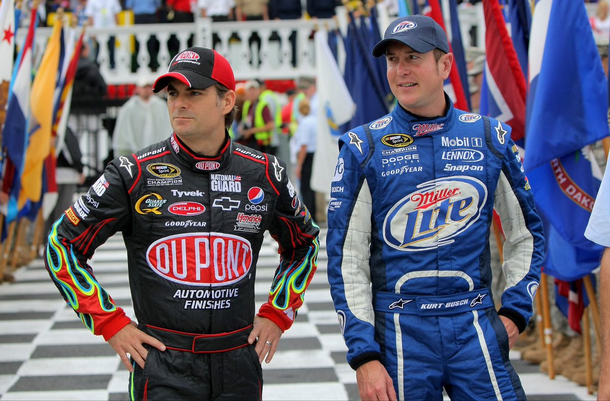 NASCARClassics's tweet photo. One legendary day!

Happy Birthday to @JeffGordonWeb and @KurtBusch! https://t.co/Dv5WOcnlW8