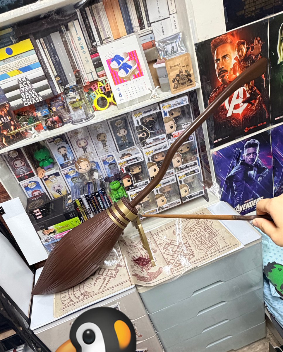 oohuBC's tweet photo. 해리 포터 25주년 한정 팝콘통👉👈
1:1 Nimbus2000😂😂😂😂😂
So So So CRAZY🪄🧹 https://t.co/lHXX5bDSnH