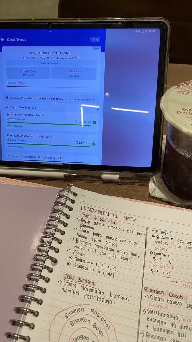 aerolithyss's tweet photo. 🗓️ 04/08/26 .ᐟ.ᐟ

today’s progress, studieeddd at kopken after school! ✌🏻⭐️ tudey nyicil ngerjain TO &amp; belajar pbm ;). tmi; nyalain ypt nya sedikit telat, jadi cumaa 2,5 jam ajo.. aslinya dari jam 5 sampai jam set 10! 🐝 happy, walaopuj belajarnya sendirian :b https://t.co/dpeRk0fJAN