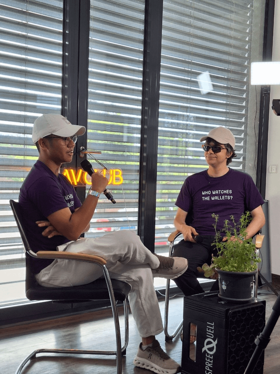 walletbeat's tweet photo. We were part of @JoinBrewBerlin during @BerBlockWeek, giving a workshop about Wallet Privacy in practice. Stay tuned. We'll be sharing that talk very soon 👀
We took the chance to stop by the @ZkAv_Club to record an introduction about Walletbeat 🌸 Find the full recording in the next comment ⬇️