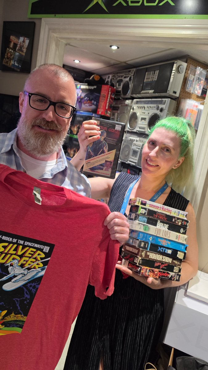toyrattca's tweet photo. Who says that #physicalmedia is dead not here in #miltonontario #toronto #acton #oakville #Brampton #vhs #80sMovies #VRChat #Valko #TUESDAYGAINS #MovieReview #movierecap #dvd #CustomerReview https://t.co/GvlnuIOJDt