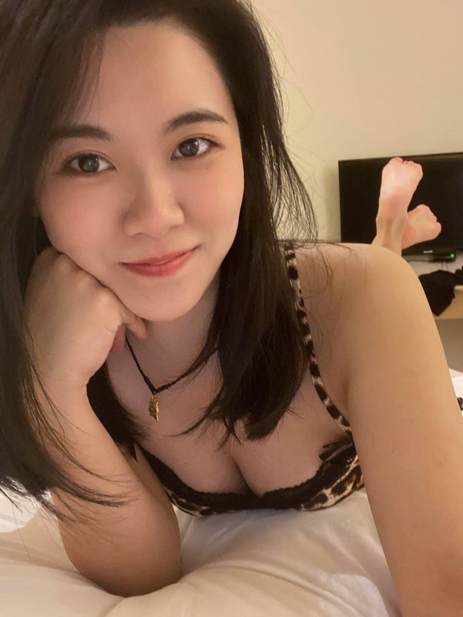 coco051139830's tweet photo. 风情万种的少妇 三十岁女人坐地吸土 抖音私信我 天天问弟弟在干嘛 让我找她玩 很烦人 主要长的还行 来都来了 那就打一炮吧 换换口味

完整版视频电报群已更新
免费预览群🔗 https://t.co/7aQpmgVpIZ

自助下单🔗 https://t.co/2awENeeW7b

@Sentoyun
@Sentodan
@Sentofen
@Sentoqing https://t.co/2lWP7Wo0PZ