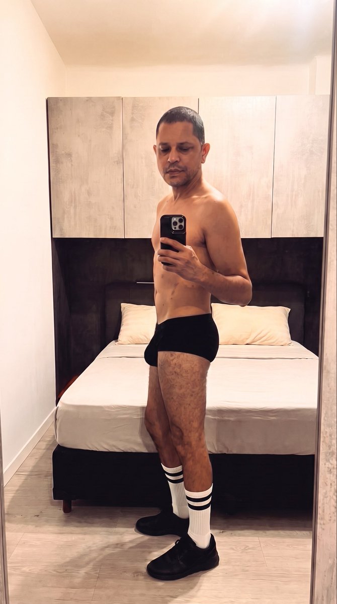 rod_mou's tweet photo. 😉

.
.
.
.

#Bulge #Gay #MenInBriefs #GayTwitter #ThirstTrap https://t.co/sZMrUk8KoJ