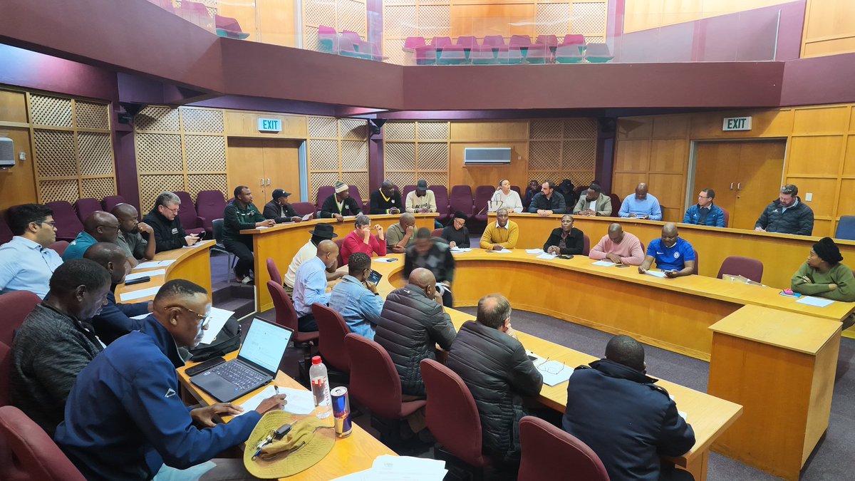nasiphim's tweet photo. Today, we met with businesses who are based at the Babelegi Industrial Park, in Hammanskraal. We believe the industrial park is a crucial asset that must be utilised to its full potential for the benefit of residents and industries. 

We’ve already begun work to engage the Gauteng provincial government and the North West counterparts regarding the industrial park - that’s owned by the North West government. 

The meeting discussed the City’s long-term plans for the industrial zone and timelines to address the service delivery challenges in the area. 

We remain committed to building an enabling environment where businesses can grow and invest in Tshwane. @CityTshwane @maluksa