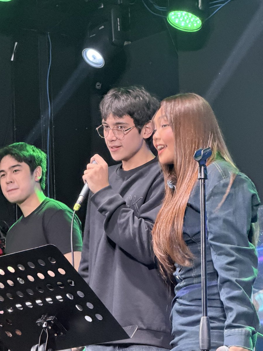 JessieTakada's tweet photo. Second time seeing them all together in person, but the first time seeing all three in one stage since BNK.
What a full circle moment.
CARMELLE JAMS AT NOCTOS
CARMELLE JAMS AT NOCTOS
CARMELLE JAMS AT NOCTO
#Carguel #Heaguel #Carheath https://t.co/KecacDpE1y