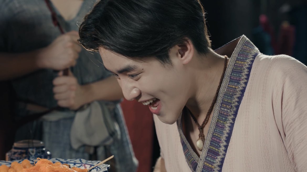cuuthailand's tweet photo. ใครจะรักการกินได้เท่าพ่อแก้ว😽

Love Destiny EP4 

#บุพเพสันนิวาสEP4 https://t.co/hotJKwvytV