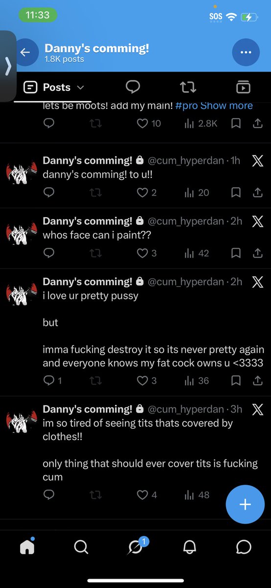 emukittys's tweet photo. OMGOMGOMG IM CRYING WHO IS THIS IS DIDNT EVEN REALIZE IT WAS MY MUTAL WTF IM LAUGHING SO HARD https://t.co/g7WWn34rCs