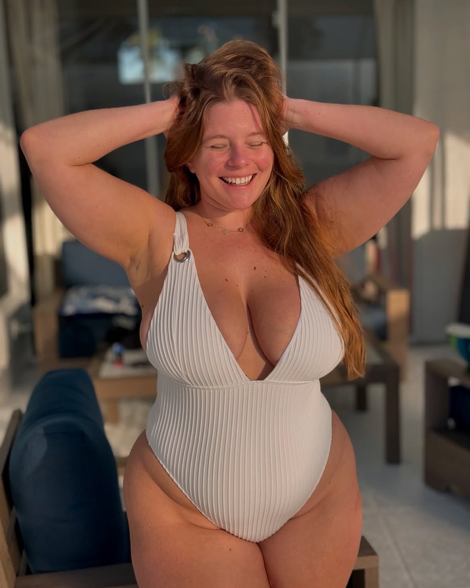 TracyKimaex0's tweet photo. My love 😍 follow me now to see my other side https://t.co/cMrDgd9980