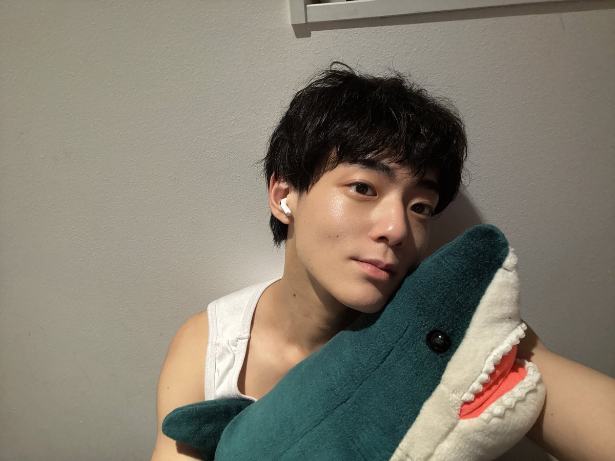 GAKU_kumazawa's tweet photo. もうすぐで
メリーメリーメリーゴーランド！

皆様みにこないとスベっちゃうぞ

自撮りって難しや https://t.co/lq5vBYV6le