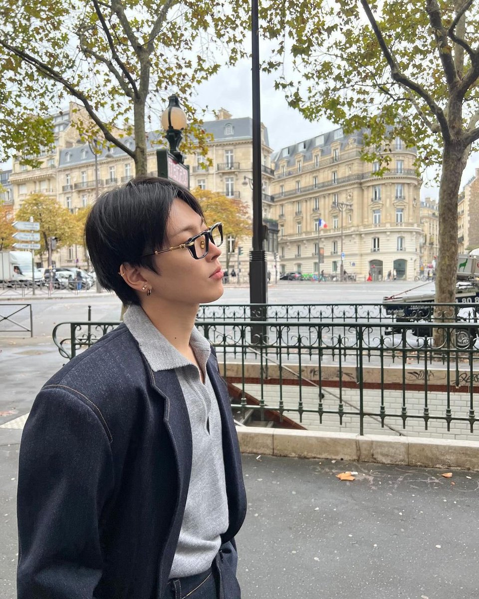 1ovanew's tweet photo. 내 기준 이성애폭격기 사진은 이런거..... 너무 힘들다 그냥 https://t.co/n7qSQuOex1