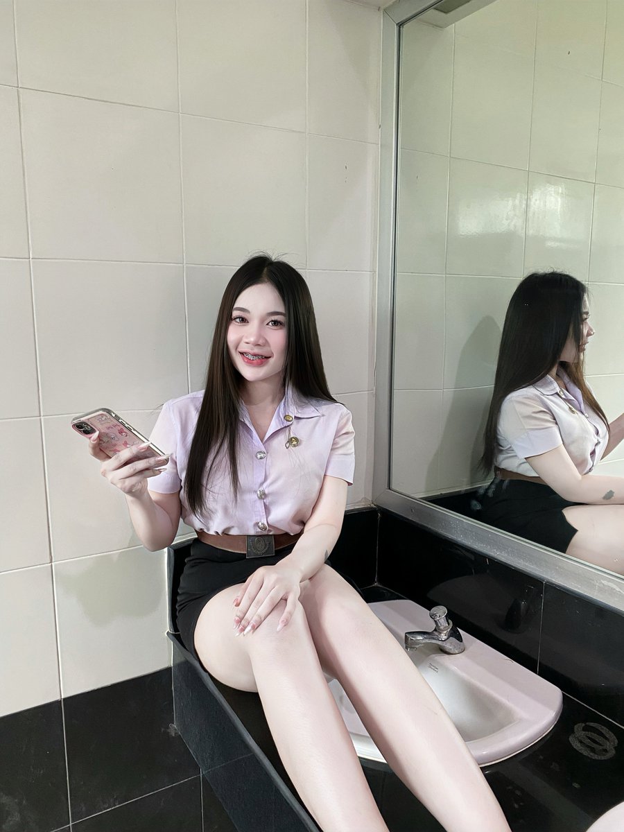 AugustinaRlrn's tweet photo. 😑😑😑 #บ่อวิน #ห้วยปราบ #สะพานสี่ #มาบยางพร_ปลวกแดง_นิคมพัฒนา_แม่น้ำคู้บ่อวินสะพานสี่ https://t.co/AlukB62ONN